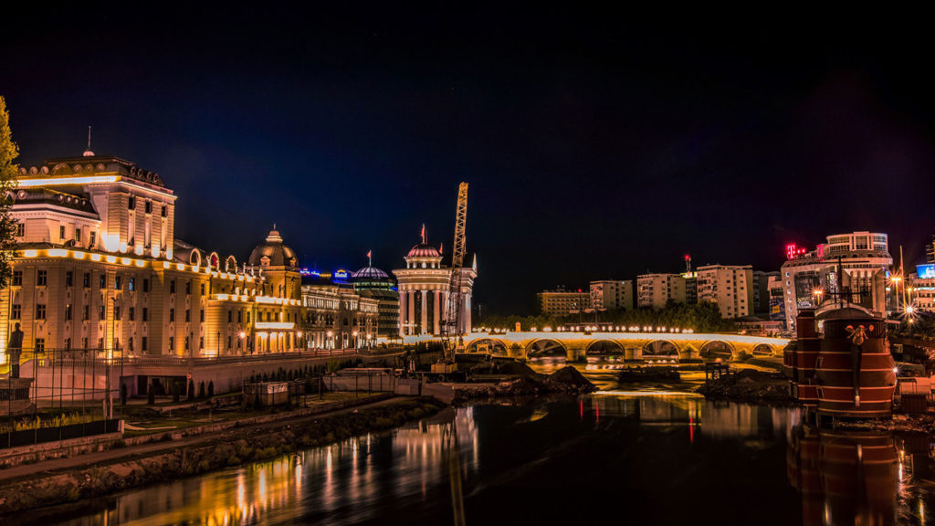 skopje-night_t20_rO0WPz-1024x576 (1)